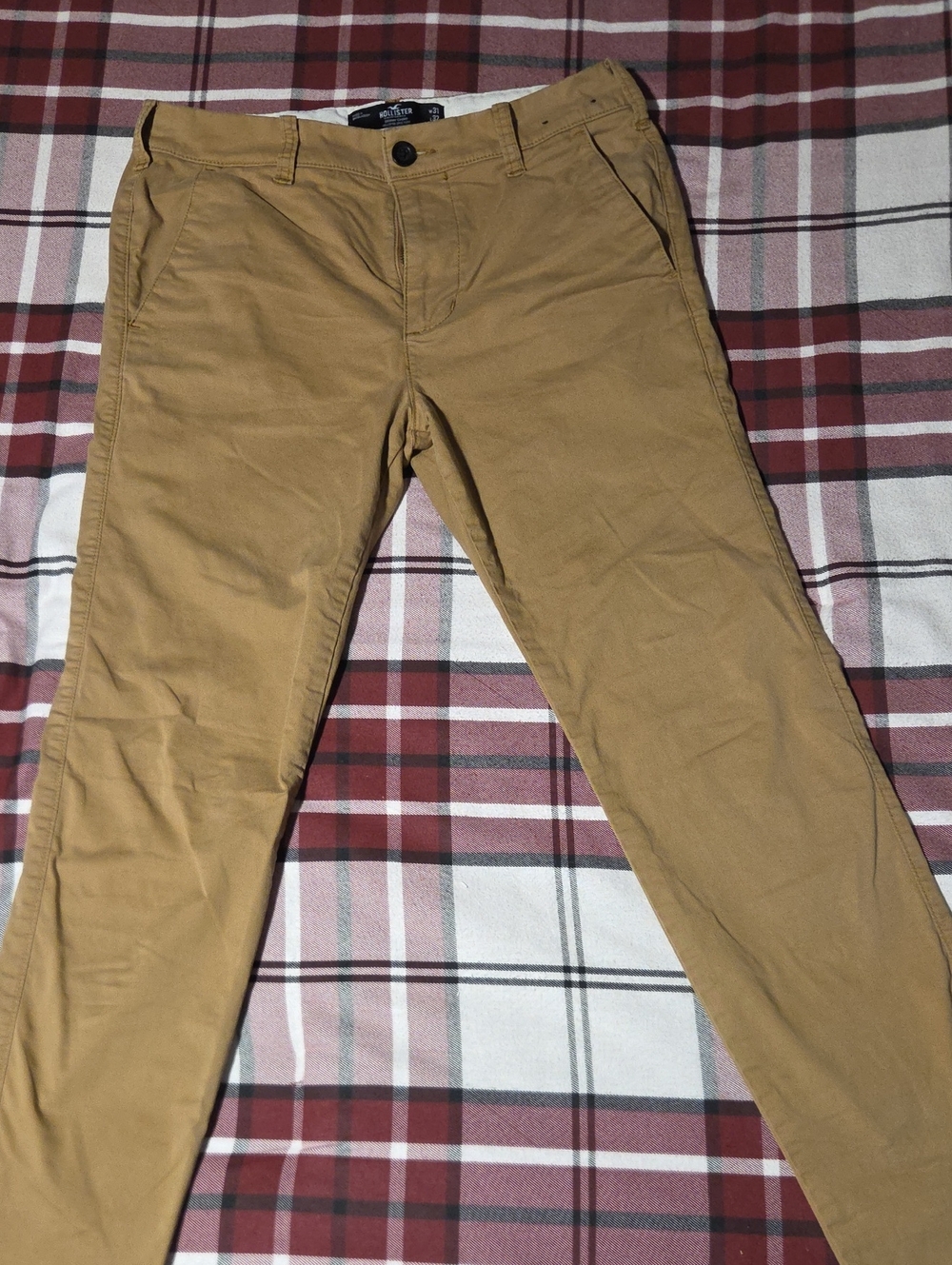 Men's Slim Hollister Chino Pants in Khaki